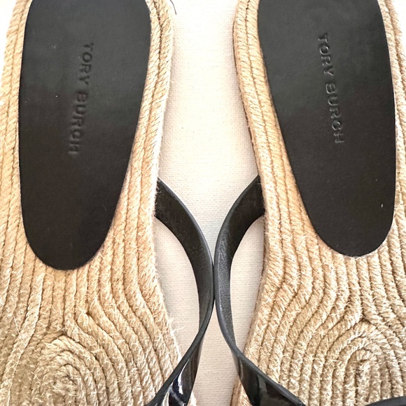 Tory Burch Black and Tan Sandals - Picture 5 of 6